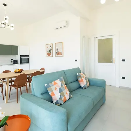 Marea Sea View 아파트